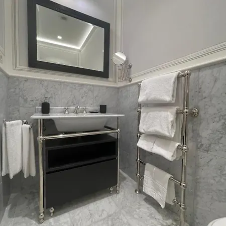 Appartamento Calzaiuoli3 Luxury Flat In The Center Of